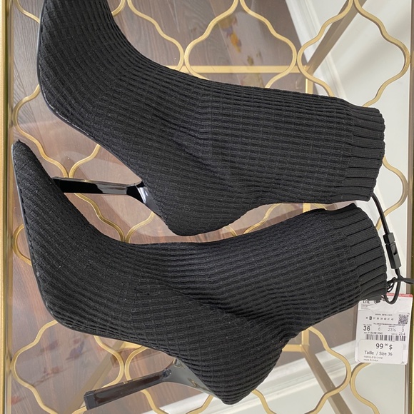 Zara Black Ribbed Sock Boots Booties NWT Pointed Toe High Heel Ankle Boots - Picture 10 of 10